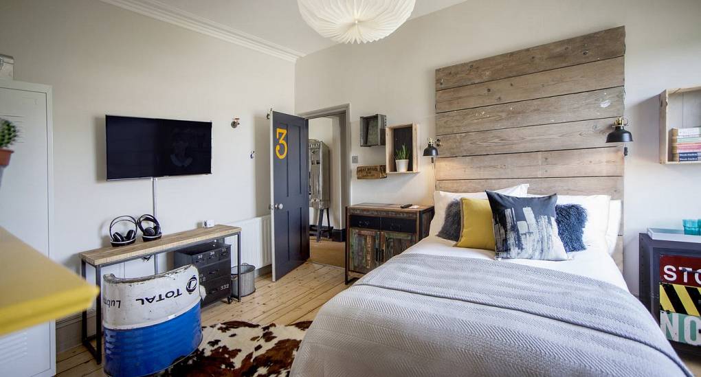 Bedroom 10
