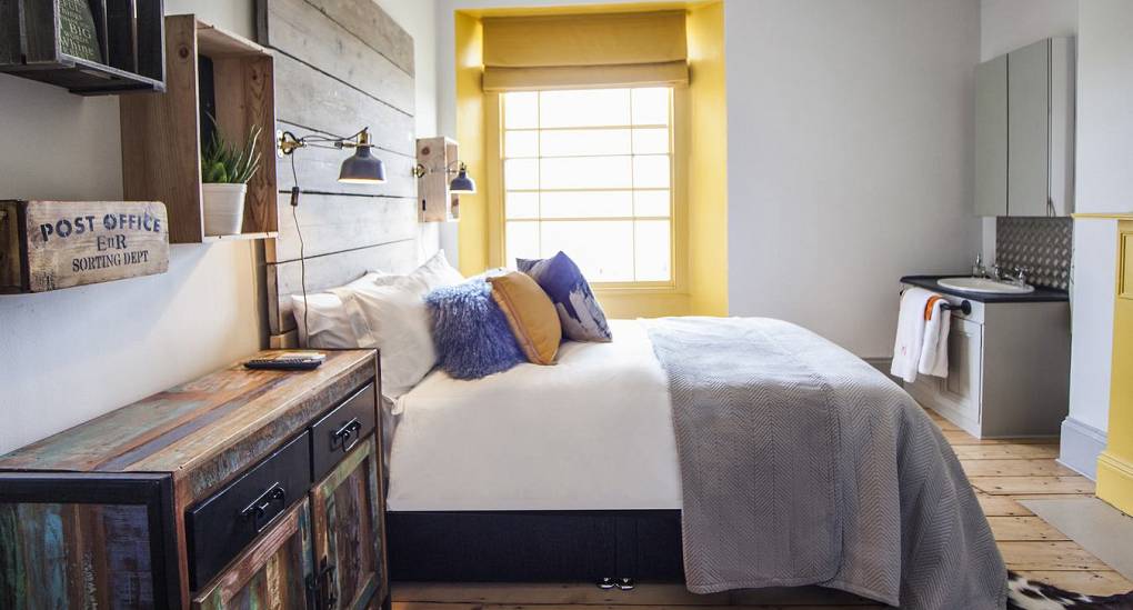 Bedroom 9