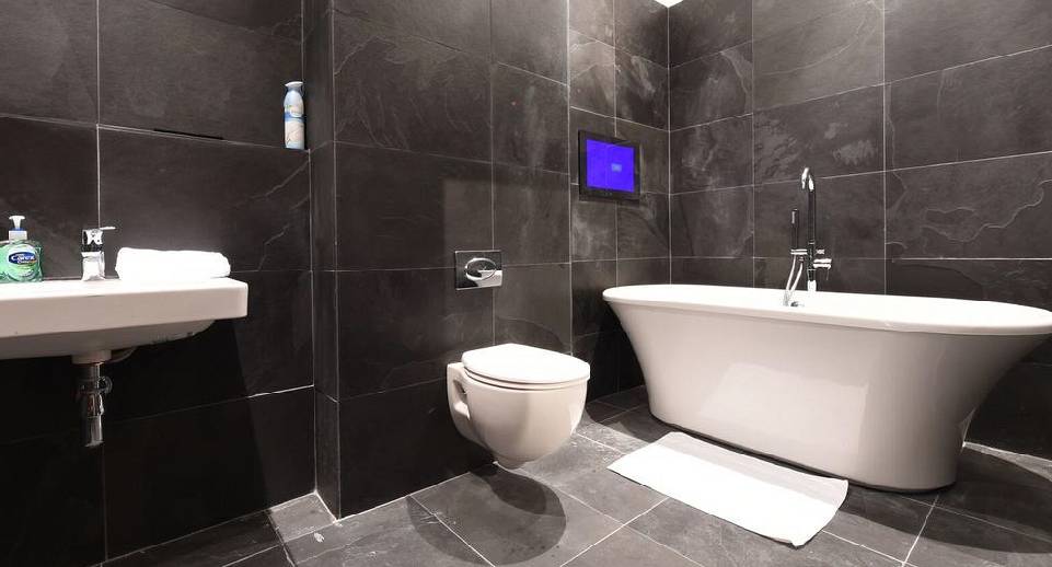 Bathroom 3