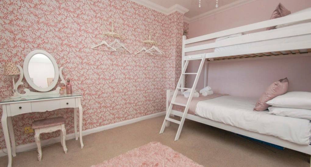 madame-brighton-another-bedroom.jpg